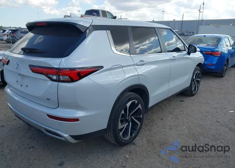 2024 Mitsubishi Outlander Se 2.5 2Wd/Se Black Edition S-Awc/Se Black Edition W/Pano Roof S-Awc from USA, damaged, VIN JA4J3VA83RZ080474